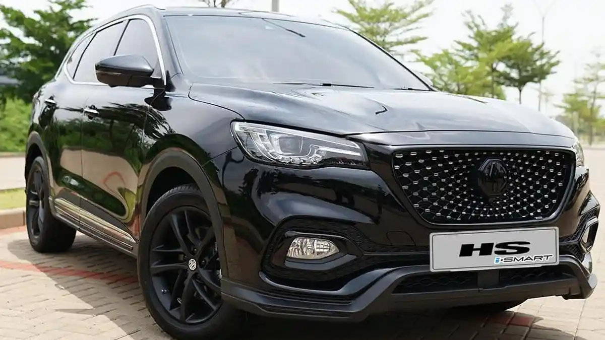MG HS Tampil Makin Sangar dengan Dark Midnight Edition yang Serba Hitam
