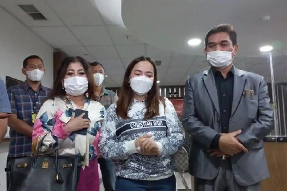 Kronologi Cekcok Anggiat Pasaribu dengan Arteria Dahlan, dari Kebelet Pipis Berujung Saling Lapor