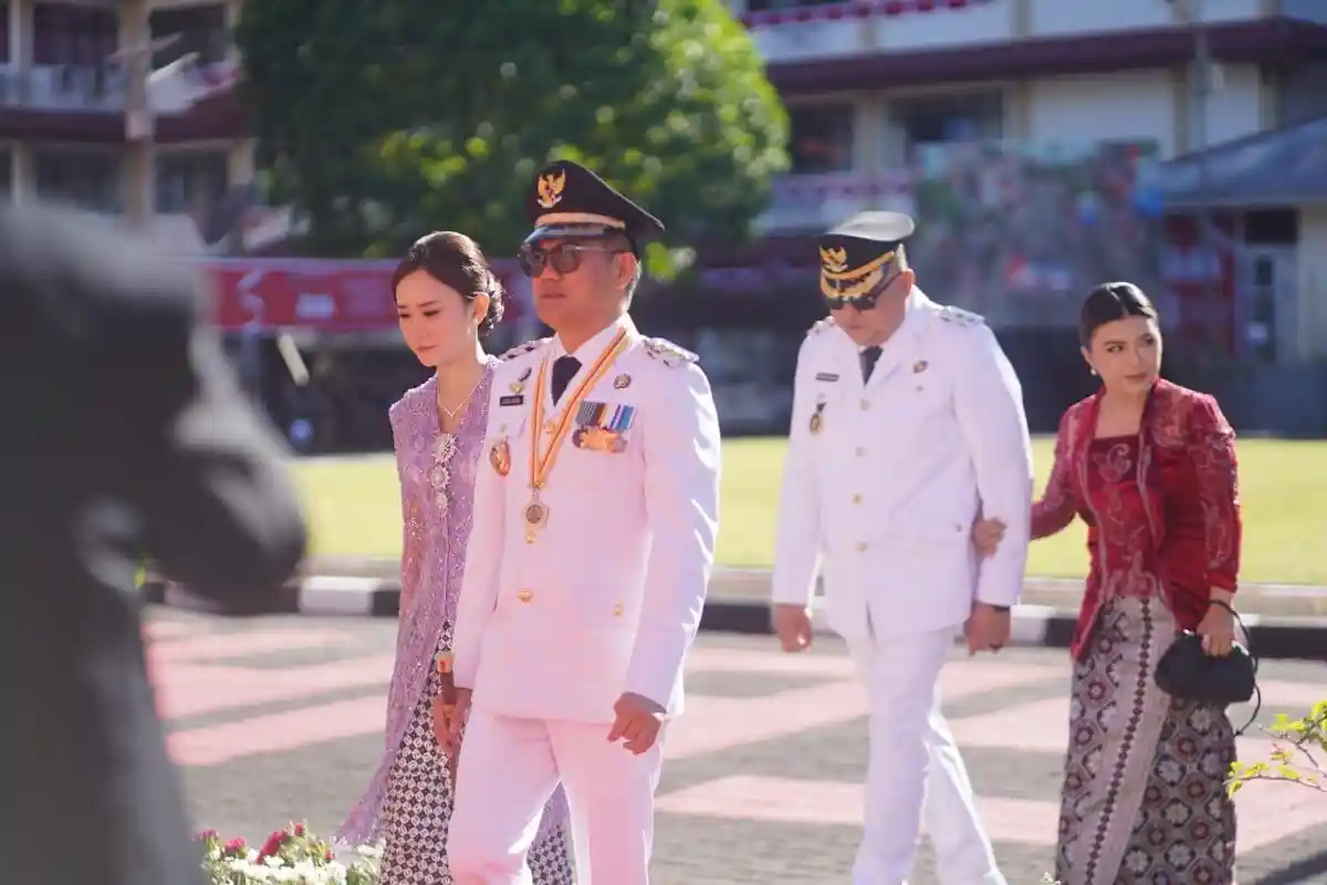 Joune Ganda dan Kevin Lotulung Gantian Jadi Inspektur Upacara HUT ke-80 RI di Minut