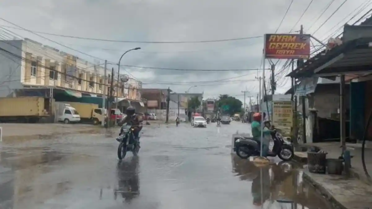Banten Dilanda Hujan Hari Ini, Cek Prakiraan Cuaca : Tangerang, Serang, Cilegon, Lebak-Pandeglang