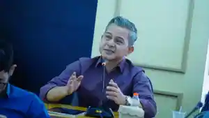 HARI-YOGA-Pegiat-kebugaran-di-Sulsel-Andi-Januar-Jaury-Dharwis.jpg