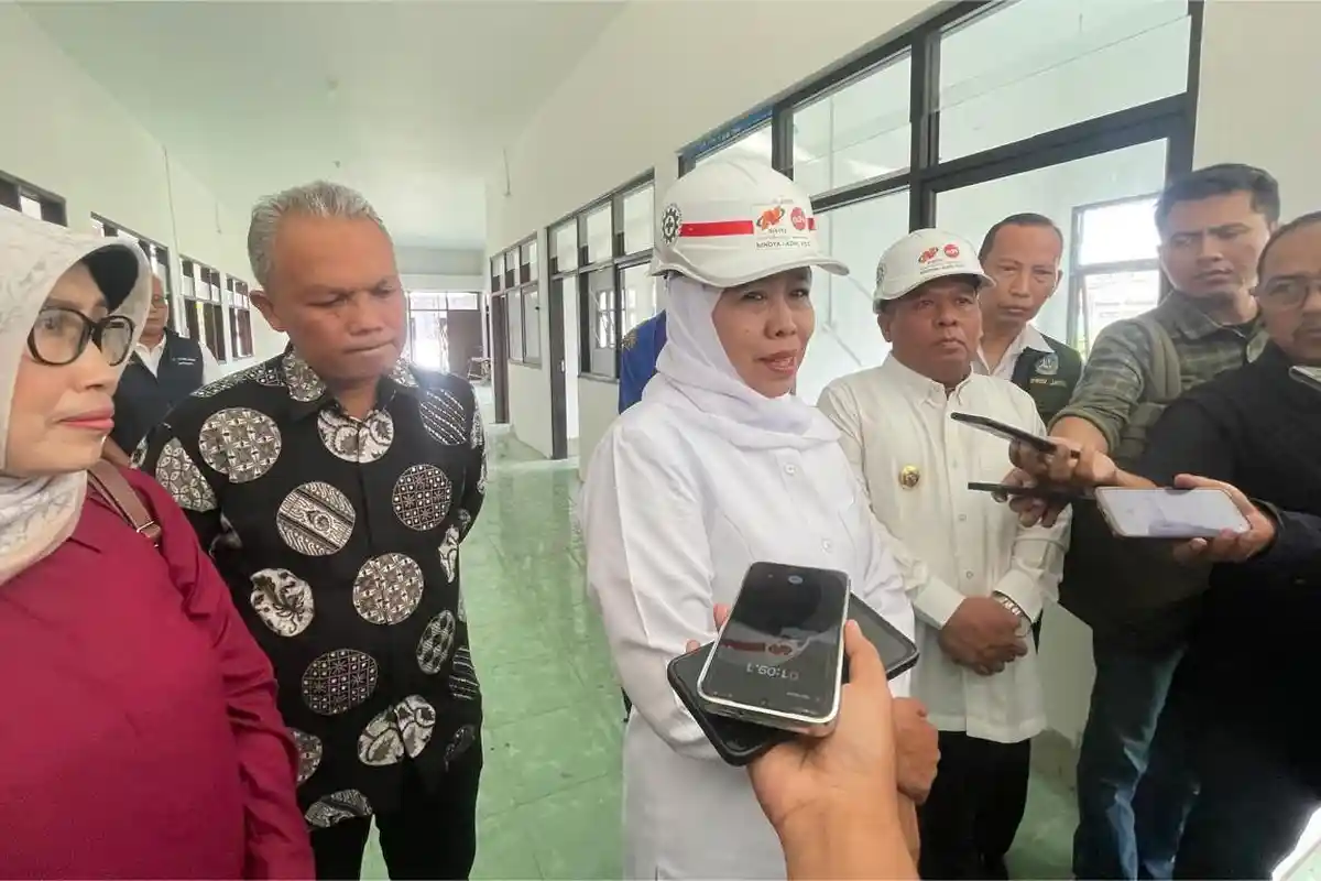 Sekolah Rakyat di Jombang Siap Dibuka, Gubernur Jatim Khofifah Cek Langsung Progres Persiapan