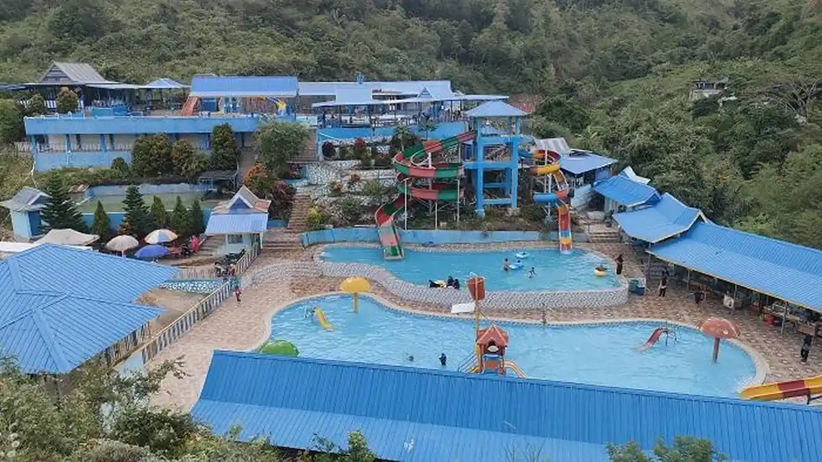 Libur Nataru, As Matua Waterboom Enrekang Ramai Pengunjung
