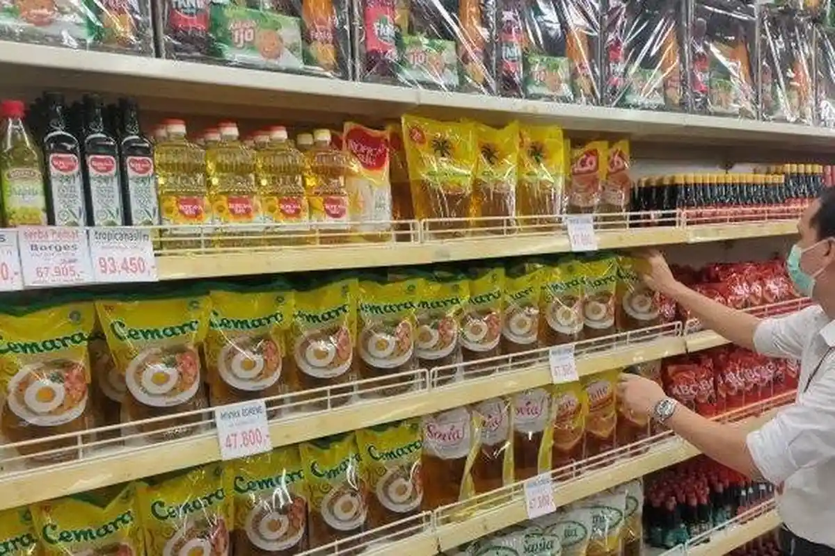 Daftar Harga Minyak Goreng Hari Jumat di Alfamart Indomaret: Bimoli, Harumas, SunCo, Delima, Sovia