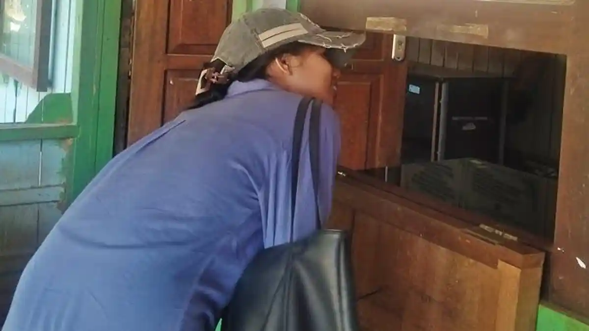 Yordanus Dani Pastikan Pemilih Pemula di Mahakam Ulu Raih KTP Elektronik