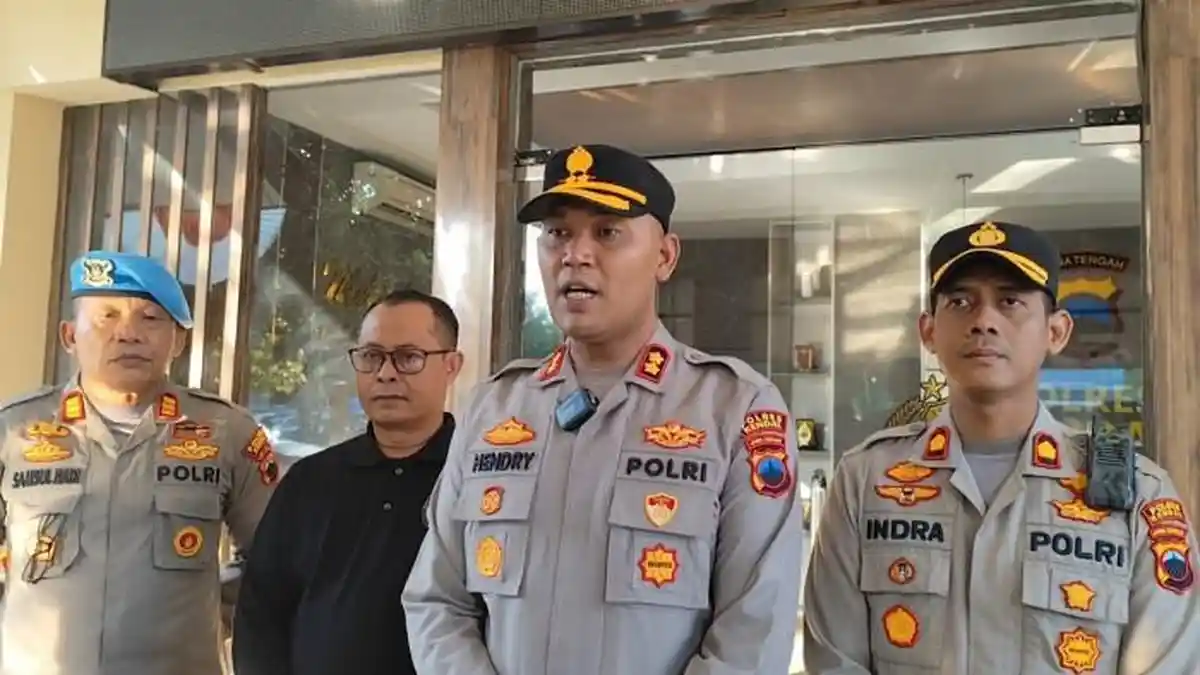 Oknum Kapolsek di Kendal Digerebek Warga di Rumah Janda Jumat Dini Hari