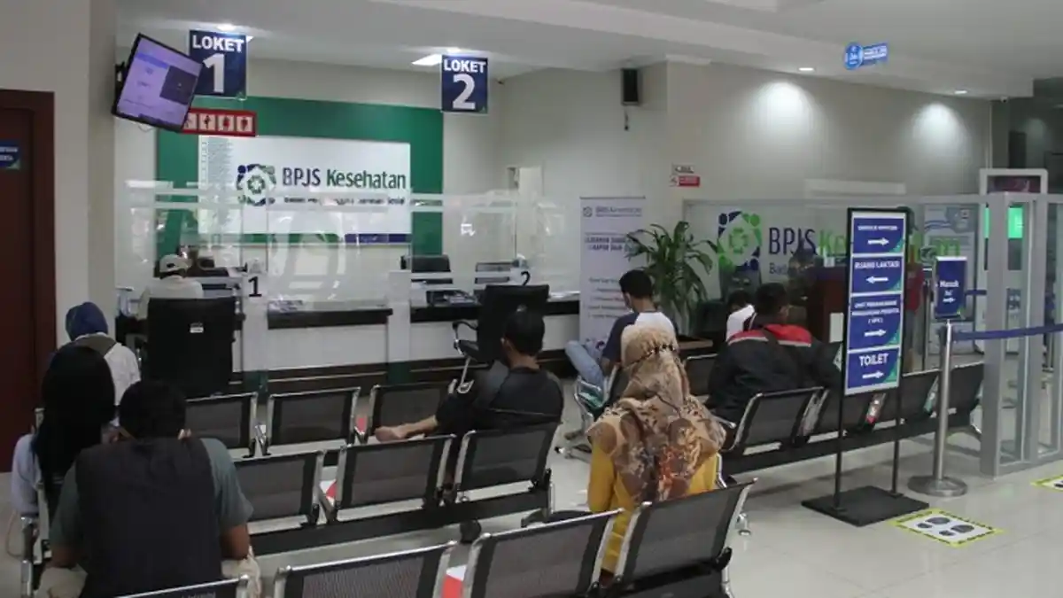 Warga Kudus, Daftar BPJS Kesehatan PBPU Kini Bisa Lewat Ponsel. Ada Juga Layanan Lain 24 Jam