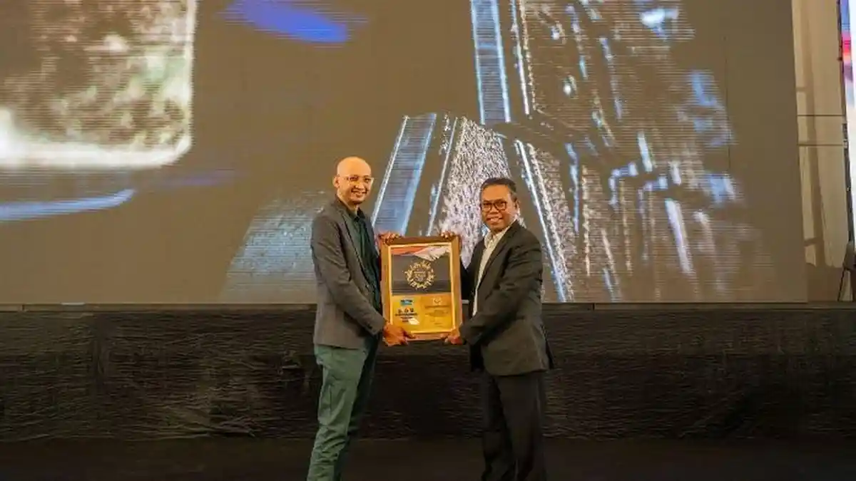 Brantas Abipraya Sabet Penghargaan Best Commercial Reputation in Construction Category