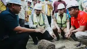 Gubernur-Sumatera-Utara-Bobby-Nasution-bersama-Wali-Kota-Medan-Rico-Waas.jpg