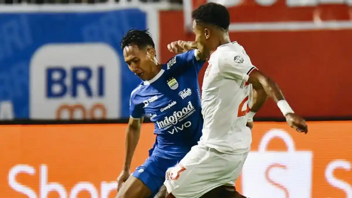 Hasil Akhir Malut United Vs Persib: VAR Petaka, Kartu Merah Ciro & Insiden Berdarah Beckham, 1-0