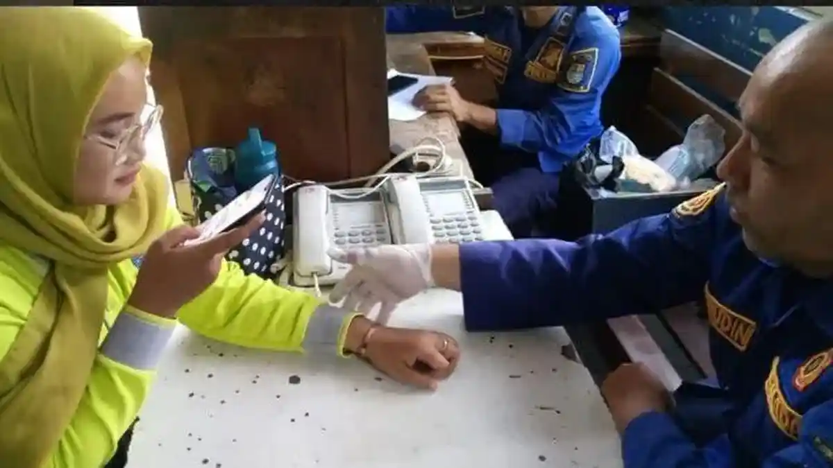 Fenomena Baru di Cirebon: Damkar Lebih Dipilih Warga Ketimbang Layanan Polisi