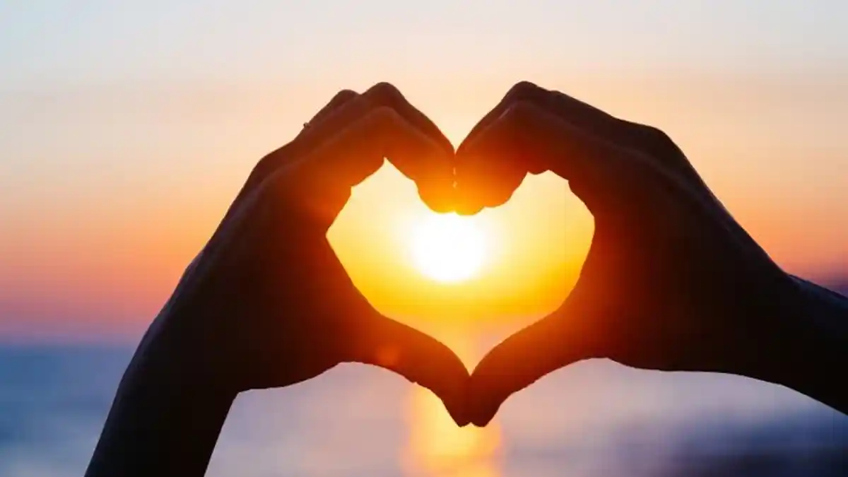 POPULER Kaleidoskop April 2019, 5 Pasang Zodiak yang Cocok Bersatu: Taurus & Cancer Saling Memahami