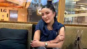 Ayu-Aulia-tantang-Dinar-Candy-tinju-ulang.jpg