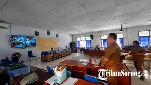 20241106_pj-wali-kota-tinjau-SMAN-1-kota-sorong.jpg