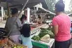 foto-penjual-cabe-di-pasar-boltim-12.jpg