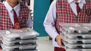 siswa-sd-bawa-ompreng.jpg
