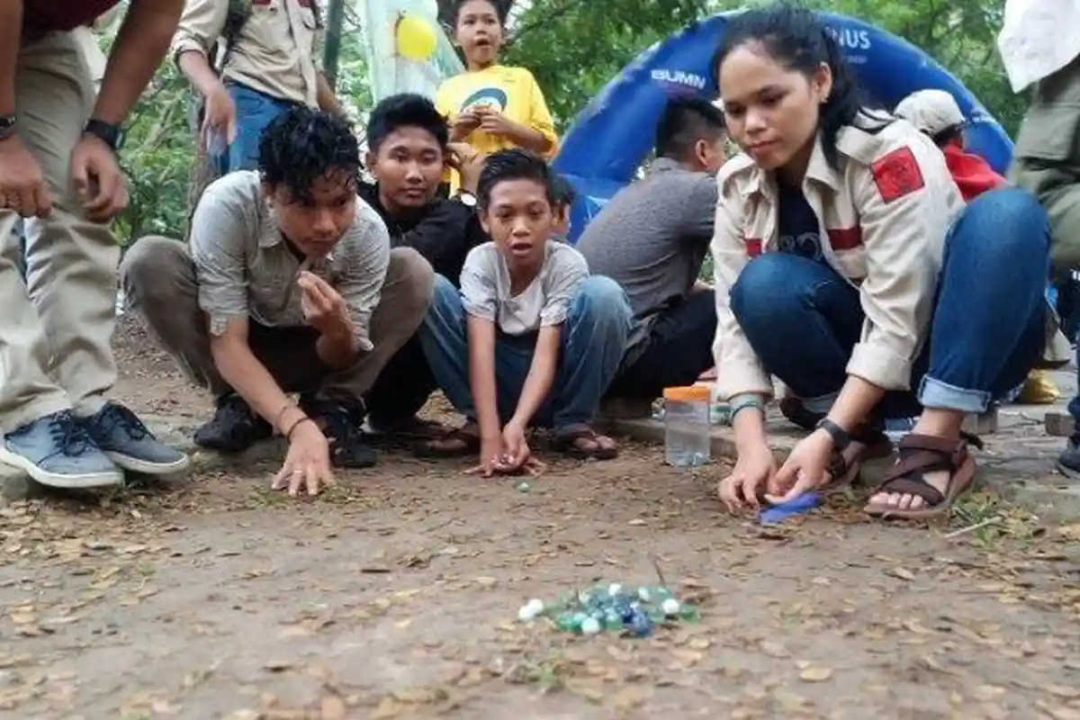 Diduga Jadi Praktek Judi, 9 Orang Ibu-ibu yang Main Kelereng di Bangka Belitung Diamankan Polisi