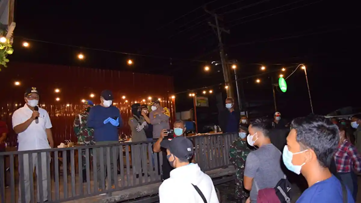 Satu Pengunjung Warkop Positif Corona, Wabup Sintang Belum Putuskan Sanksi