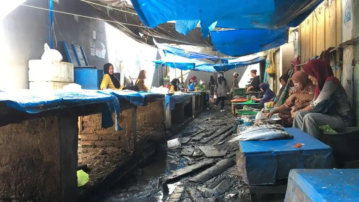 Dinas Perdagangan Minta Penjual Ikan Sabar Jualan di Tempat Becek dan Jorok, Ini Alasannya