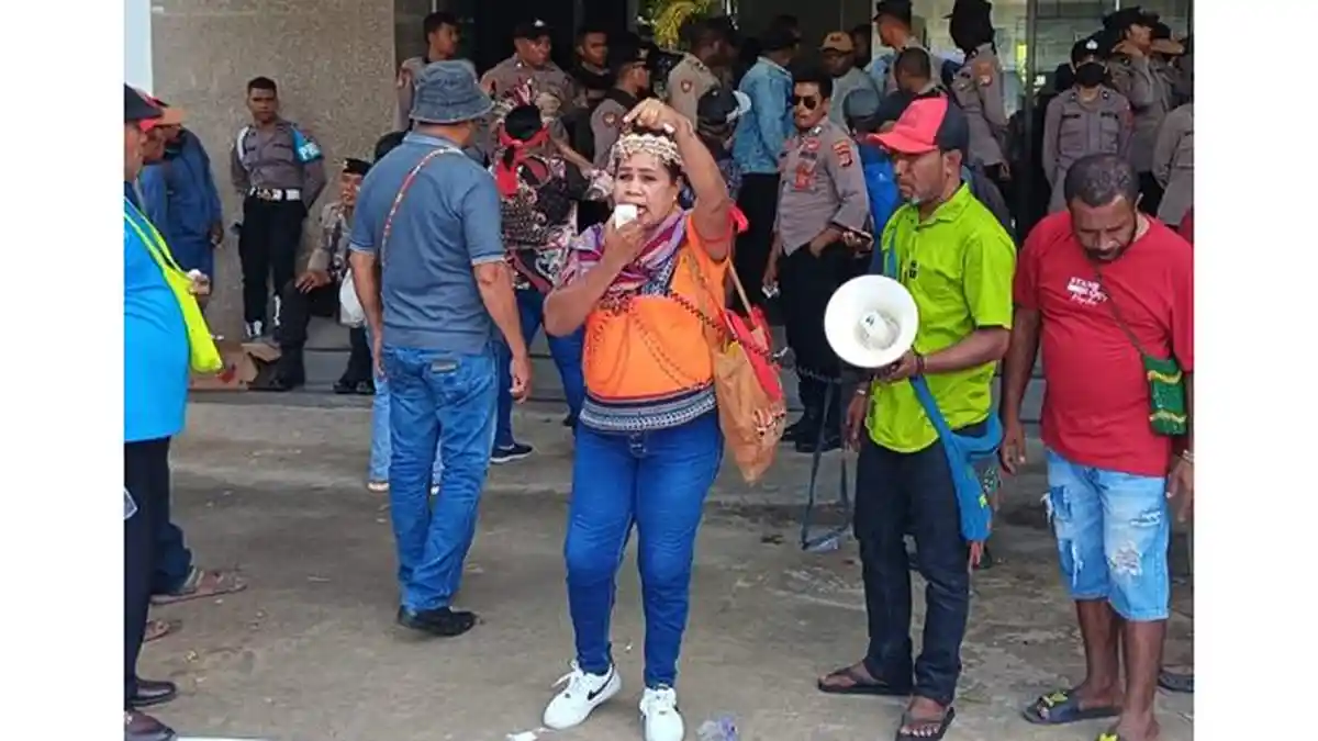 Pj Gubernur Muhammad Musa'ad Diminta Anulir Keputusan Panlih MRPBD Perwakilan Raja Ampat
