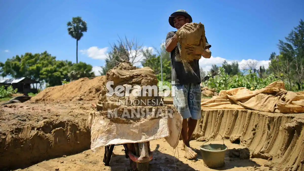 FOTO-FOTO: Melihat Proses Pembuatan Batu Bata di Desa Cot Paya, Aceh Besar - batu-bata-5.jpg