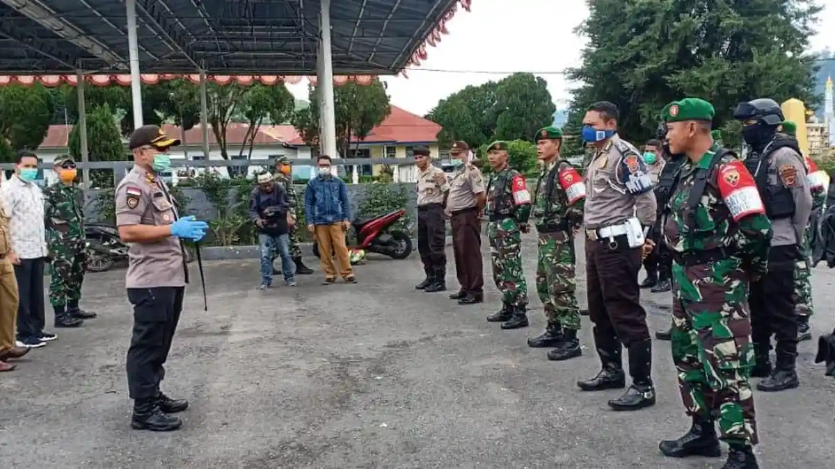 Polisi Minta Warga Berdiam Dirumah untuk Sementara Waktu