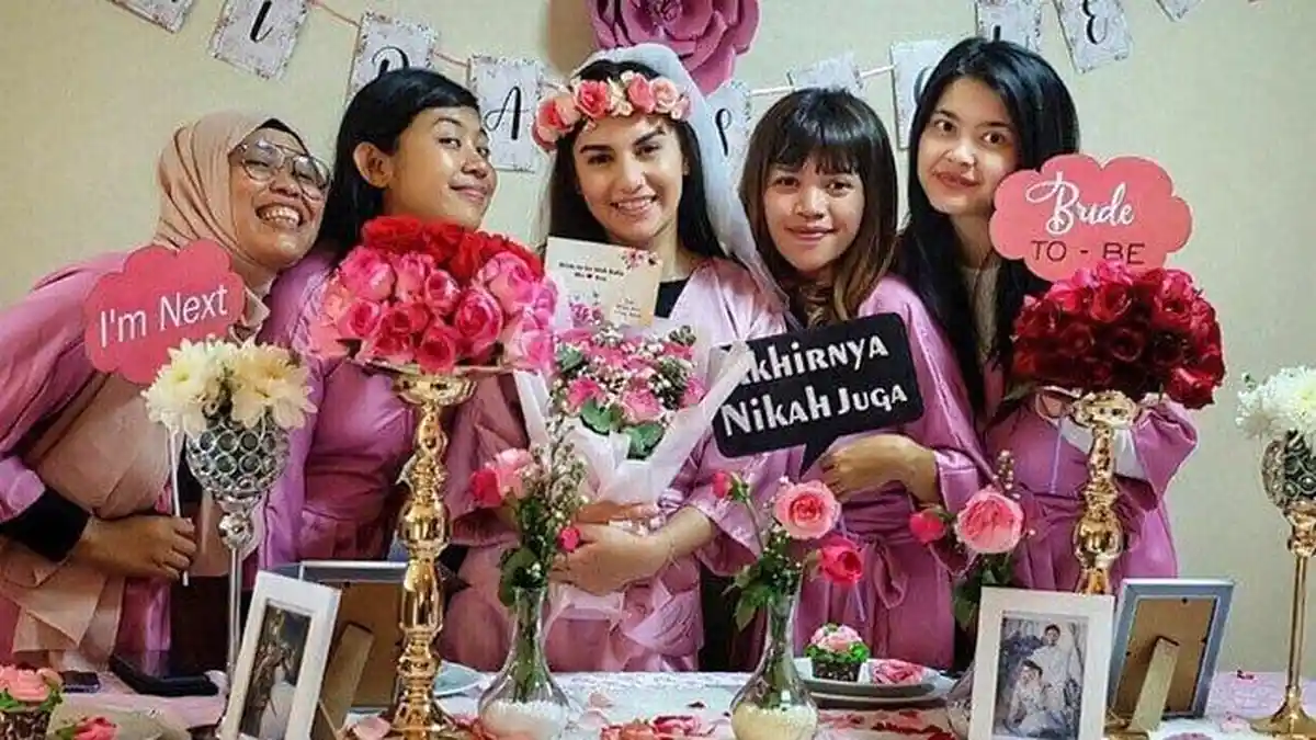 Bridal Shower 6 Artis Ini Jadi Sorotan, No 2 & 3 Pernah Dikecam Netizen Karena Ada Bentuk Alat Vital
