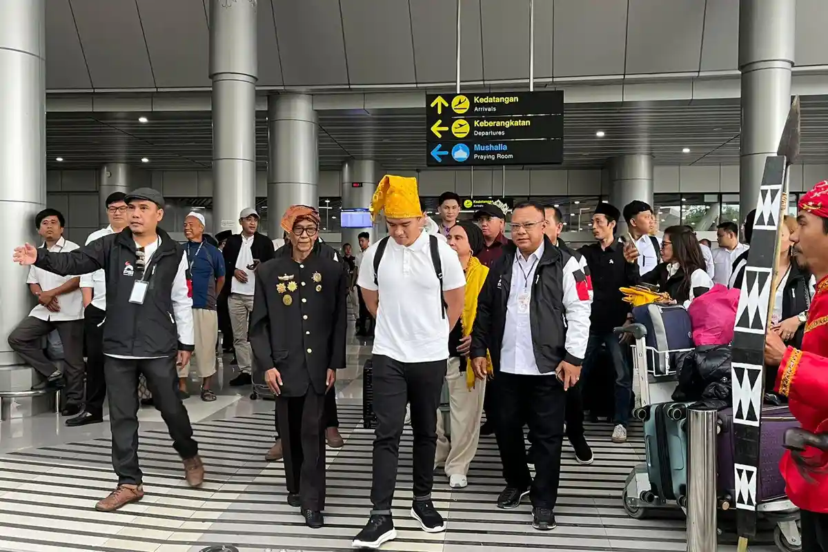 Kaesang Pangarep Tak Hanya Buka Rakorwil, Tapi Juga Main Bola Lawan Jurnalis Palu FC