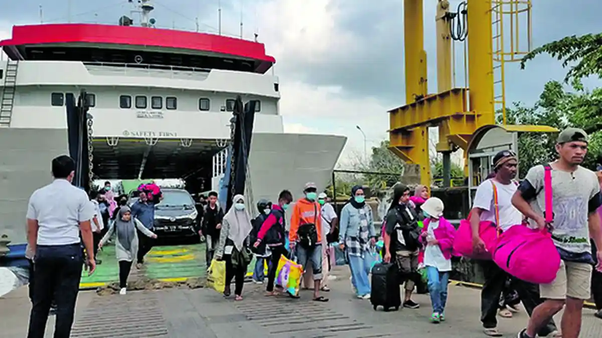 Usai Lewati Pergantian Tahun, Ribuan Wisatawan Mulai Tinggalkan Sabang