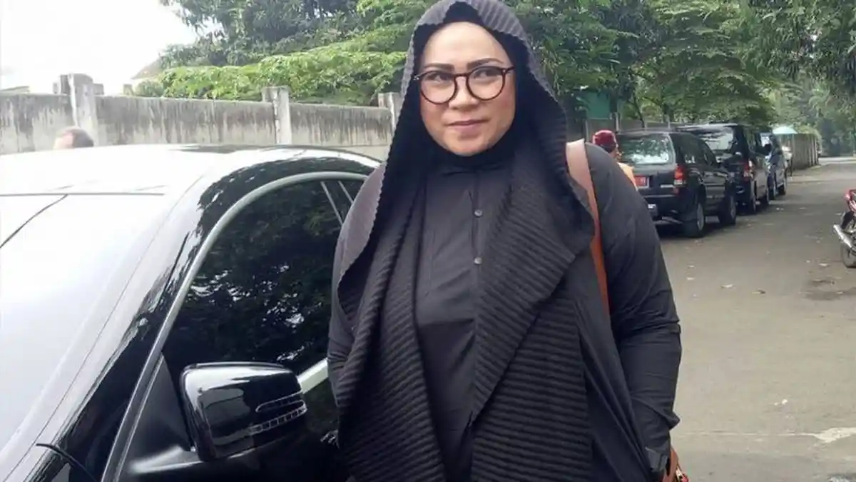 Tanggapi UU Cipta Kerja, Melly Goeslaw: Omnibus Law Bukan dari Keturunan Keluarga Goeslaw