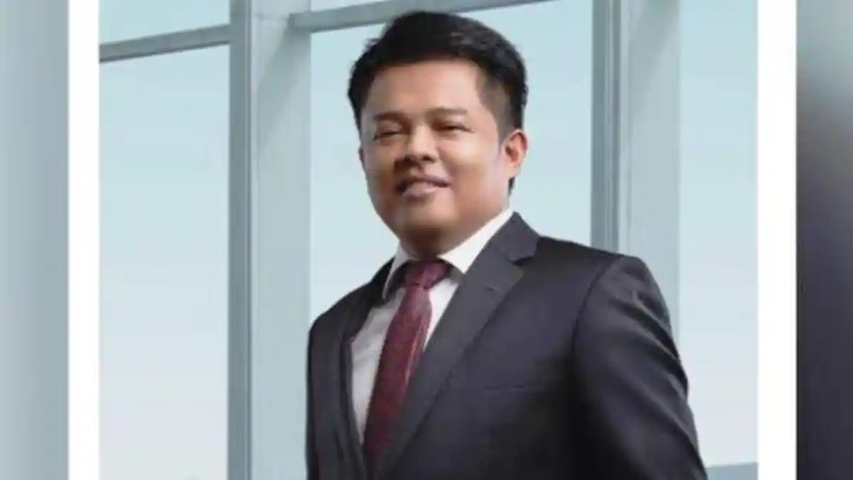 Risk Premium Channel, Disiplin Fiskal dan Depresiasi Ekstrim Rupiah