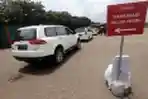 Vaksinasi Covid-19 Untuk Lansia Secara Drive Thru