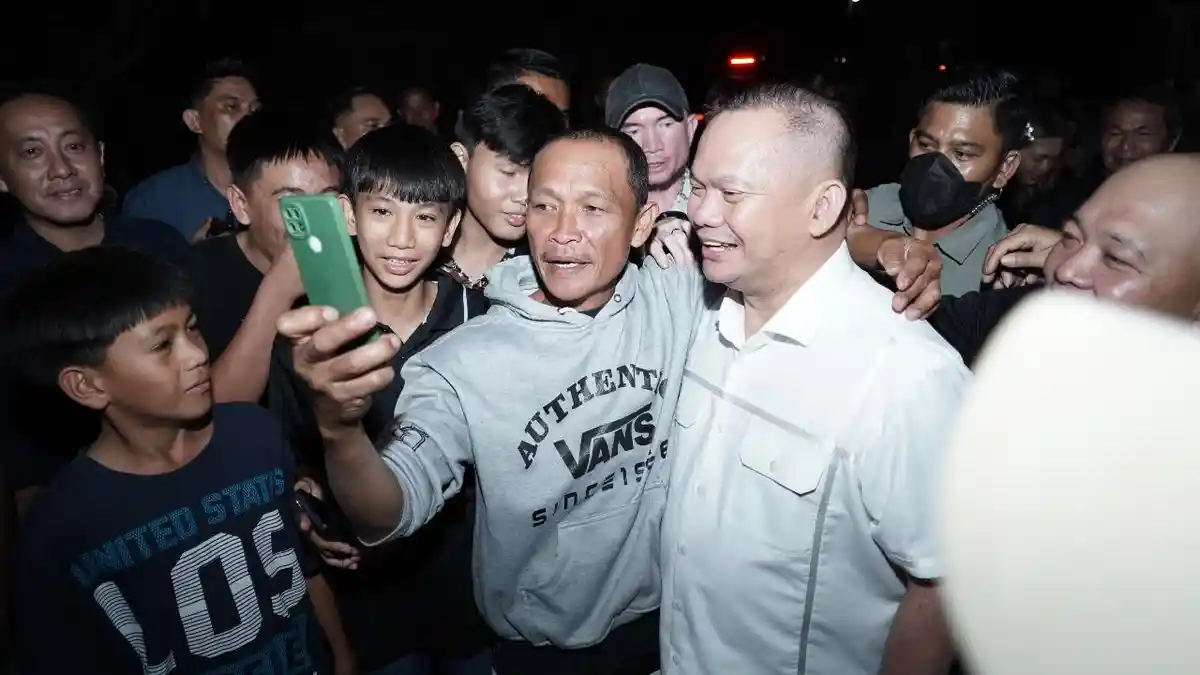 Peduli Pendidikan, Elly Lasut Pemimpin Idaman Warga Kanonang Minahasa