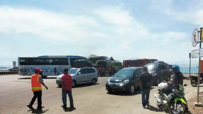 Hingga Hari Ini, ASDP Catat Pergerakan Penumpang dari Pelabuhan Bakauheni ke Merak Telah Menurun