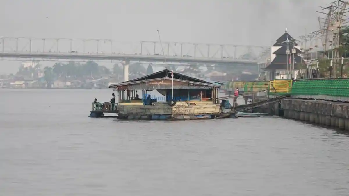 FOTO: Sungai Kapuas Terintrusi Air Laut - kondisisungai-kapuas.jpg