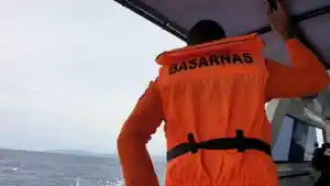 basarnas-ODGJ-loncat-ke-laut.jpg