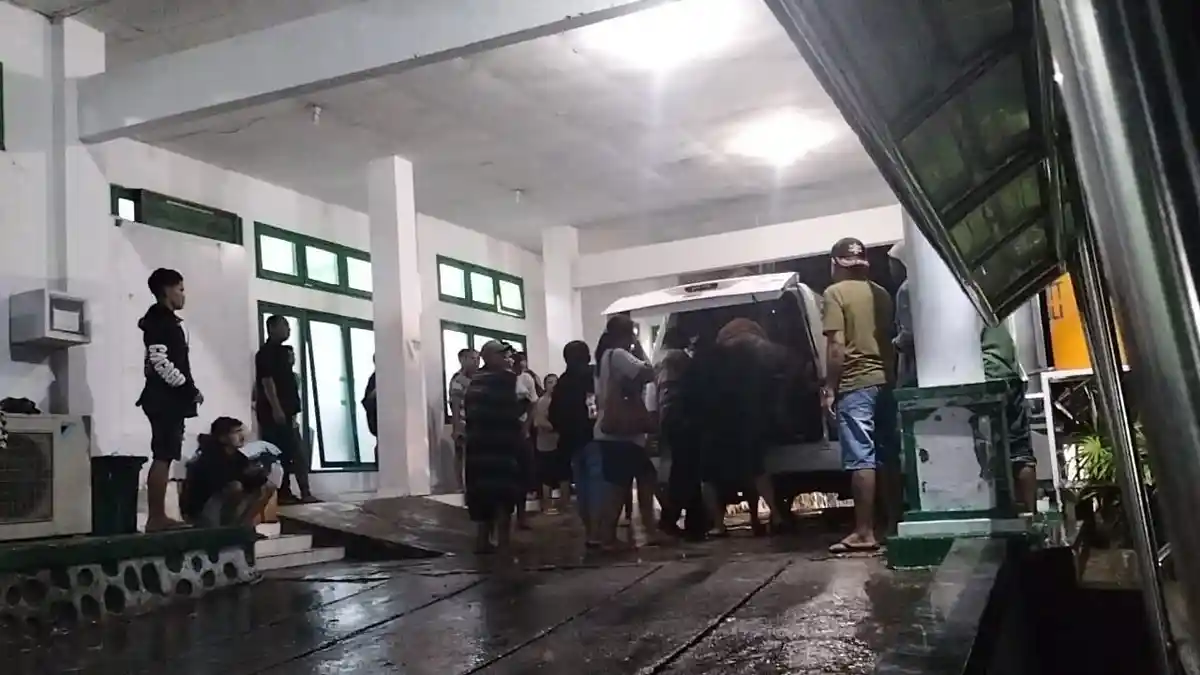 BREAKING NEWS: Bencana Longsor di Ende, Warga Jadi Korban