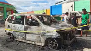 Potret-mobil-minibus-jenis-Avanza-usai-terbakar.jpg