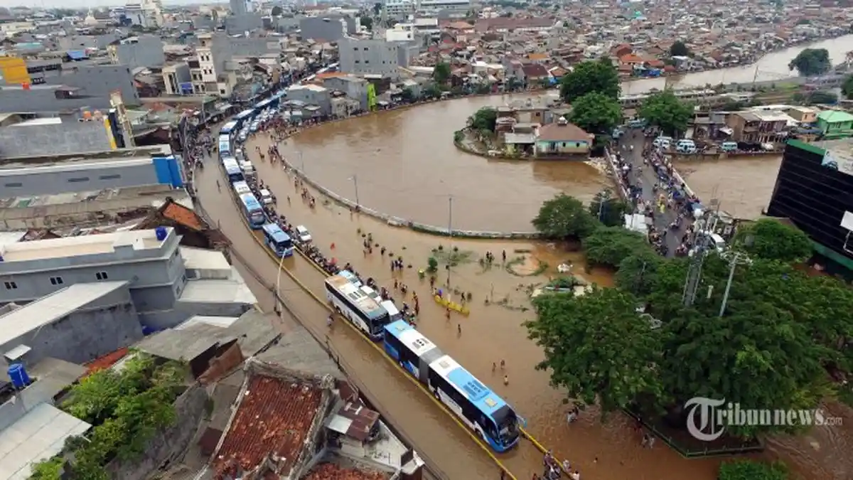 JAKARTA Banjir di Awal Tahun 2020, Ini Penyebab hingga Cara Menanggulanginya