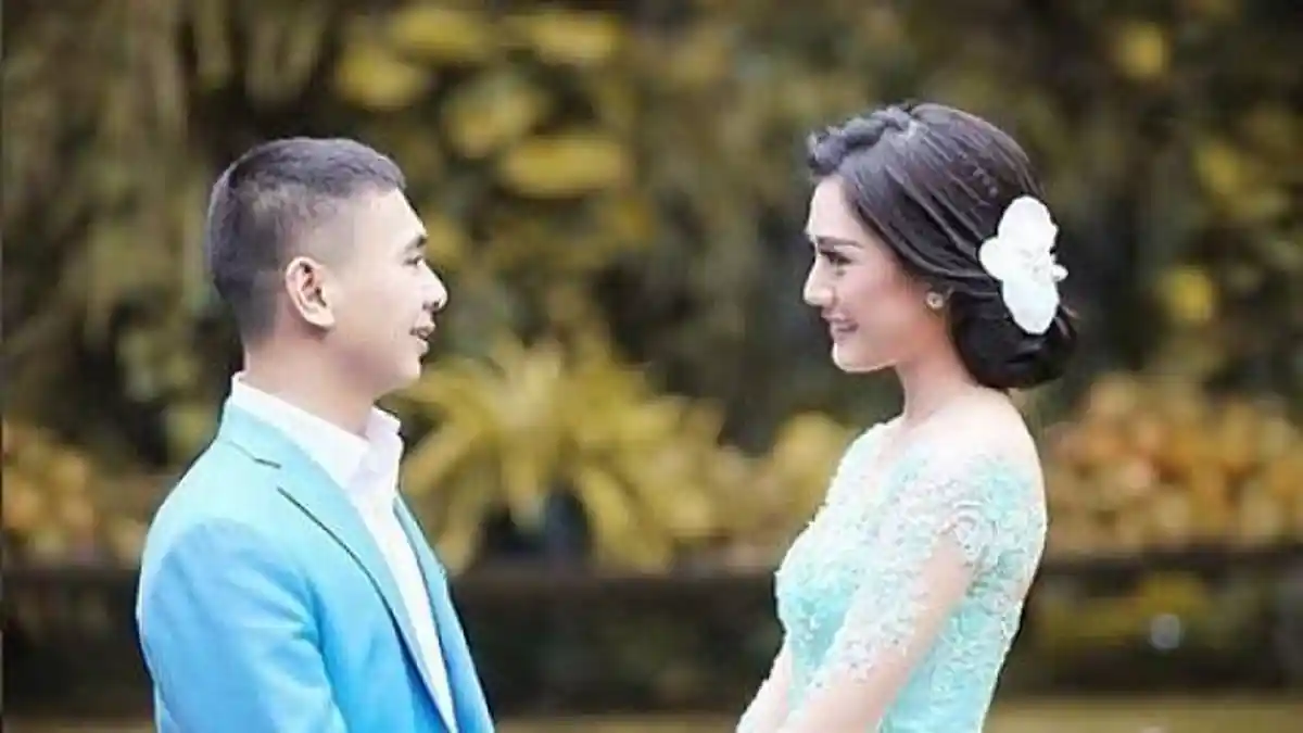 Raditya Dika Resmi Menjadi Suami Annisa Azizah