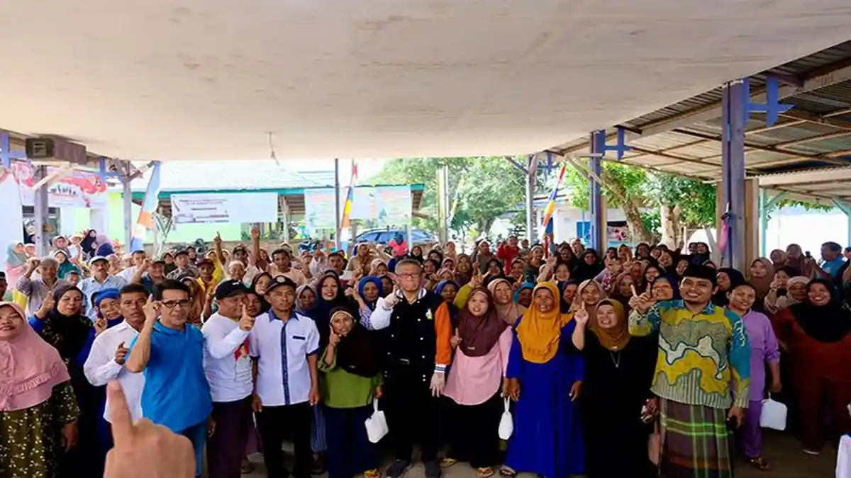 Rasakan Dampak Pembangunan, Warga Desa Merapi Sekadau Ingin Bang Midji Lanjut Periode Kedua