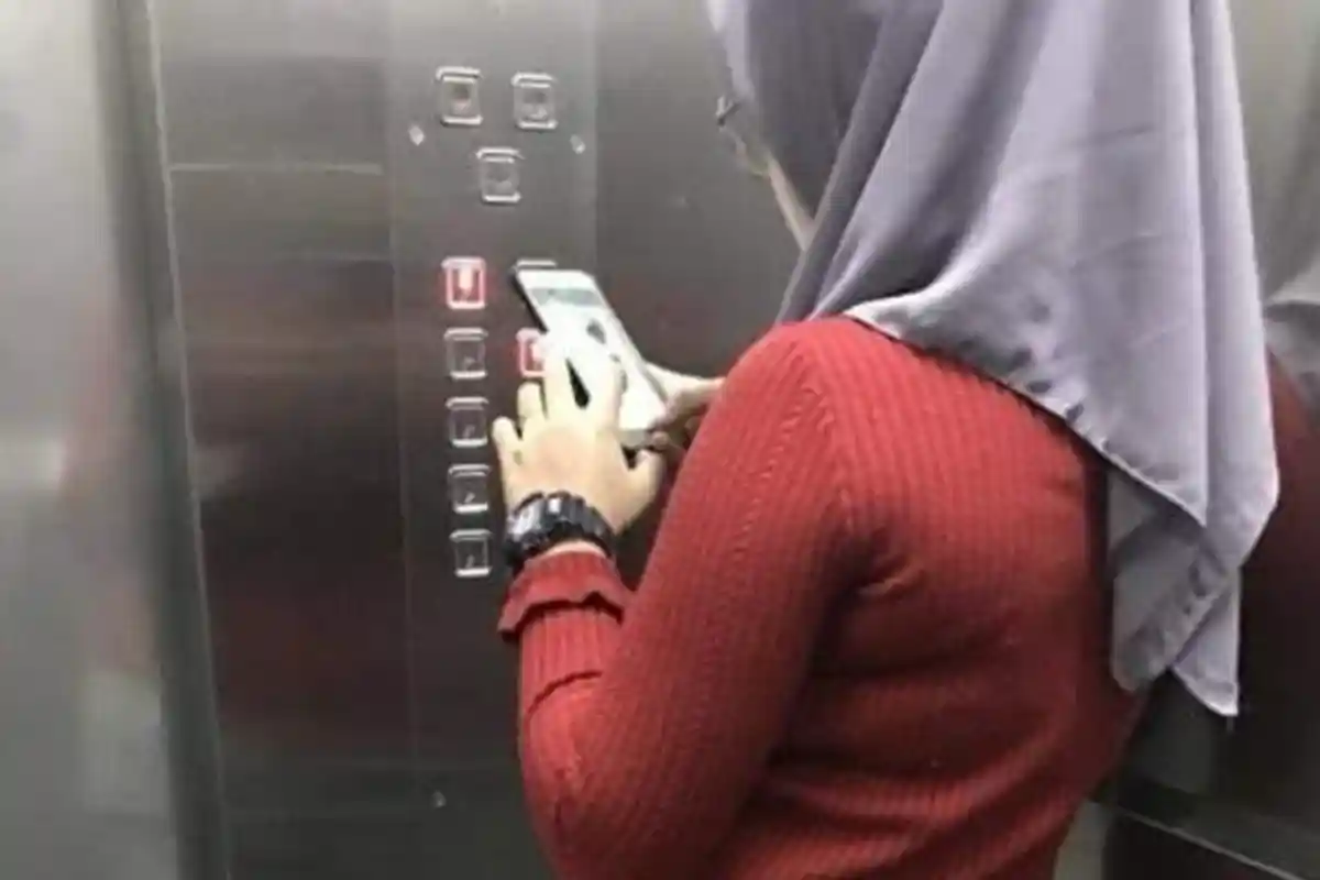 Atas Menutup Aurat, Tapi Lihat Bawahannya, Bikin Mata Pria Nakal Jelalatan, Khilaf Mohon Dimaafkan