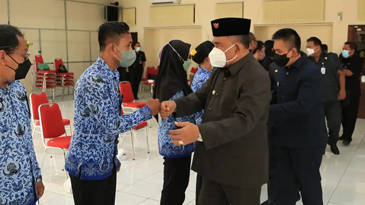 Bupati Tamba Lantik Sembilan Pejabat Baru di Lingkungan Pemkab Jembrana