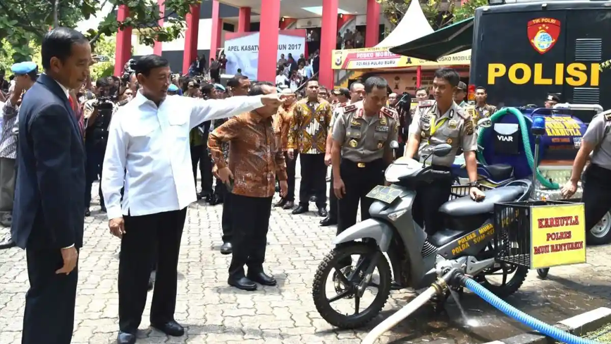 Jokowi Minta Polri Antisipasi Kejahatan Siber