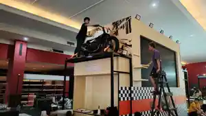 Persiapan-booth-IIMS-2026-OK.jpg