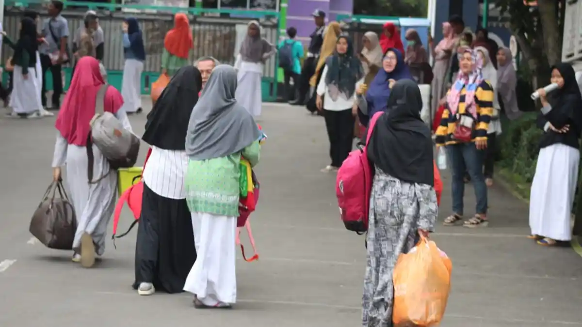 Sebanyak 1.058 Santri Al-Multazam Kuningan Dipulangkan Takut Terpapar Virus Covid-19