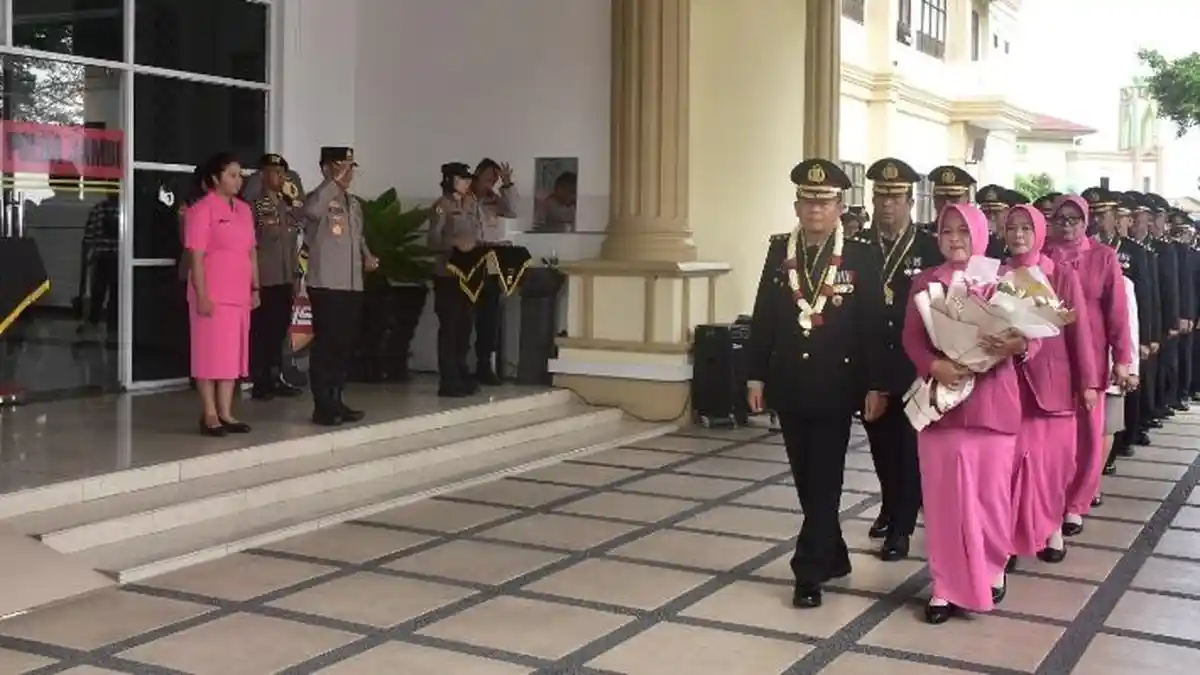 Pimpin Wisuda Purna Bhakti 41 Personel Polri/PNS, Ini Pesan Kapolda Jambi