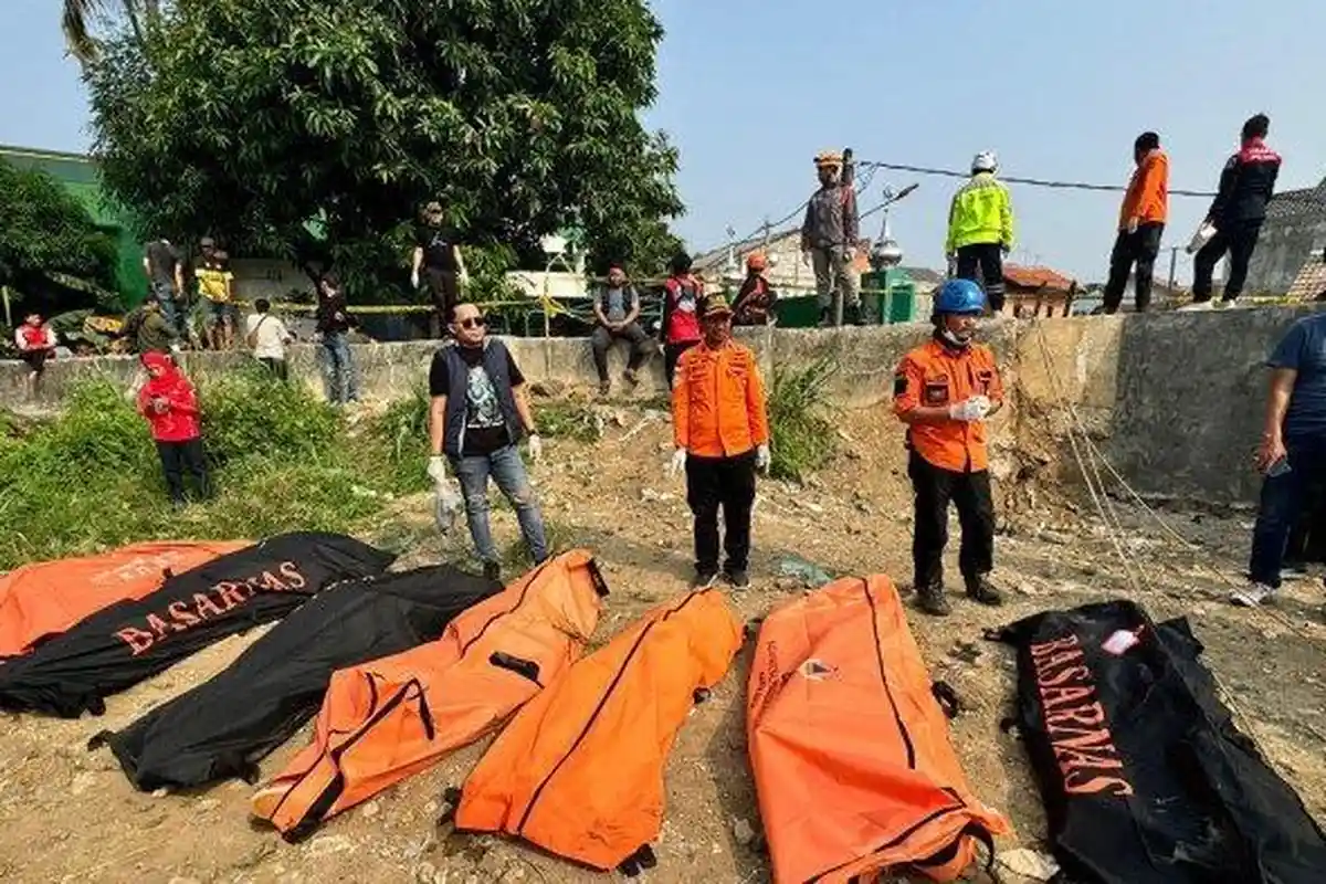 Polisi Sebut 7 Remaja Tewas di Kali Bekasi Sempat Berkumpul dengan 60 Orang