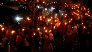Pawai-Obor-Sambut-Tahun-Baru-Islam-1447-H-di-Bandung_20250627_142817.jpg