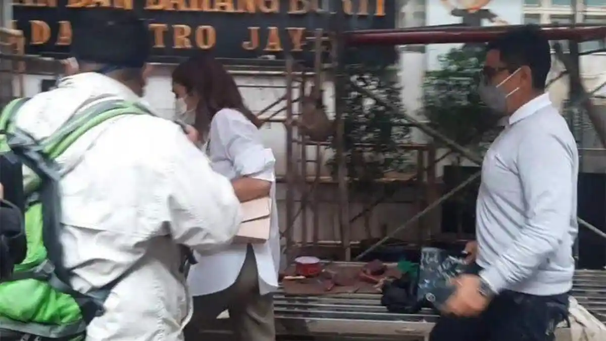 Gisel Berlari Langsung Masuk ke Gedung Pemeriksaan, Jadi Saksi Kasus Video Syur Mirip Dirinya